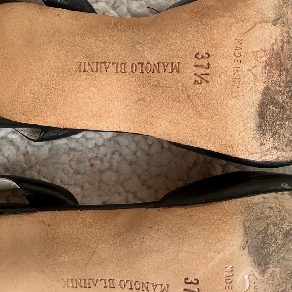 Manolo Blahnik Black Leather Heels - Picture 7 of 11